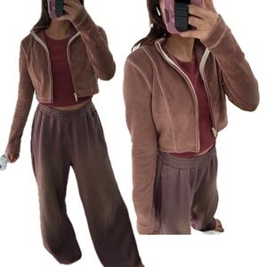 UO M soft Mauve crop jacket new